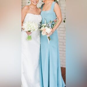 Bella’s bridesmaids LulaKate 
Beckett Bodice with Trumpet skirt 
denim blue